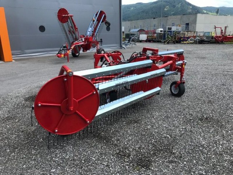 Schwader Türe ait Repossi Frontschwader 6000FL BIG Kammschwader, Neumaschine içinde Tamsweg (resim 13)