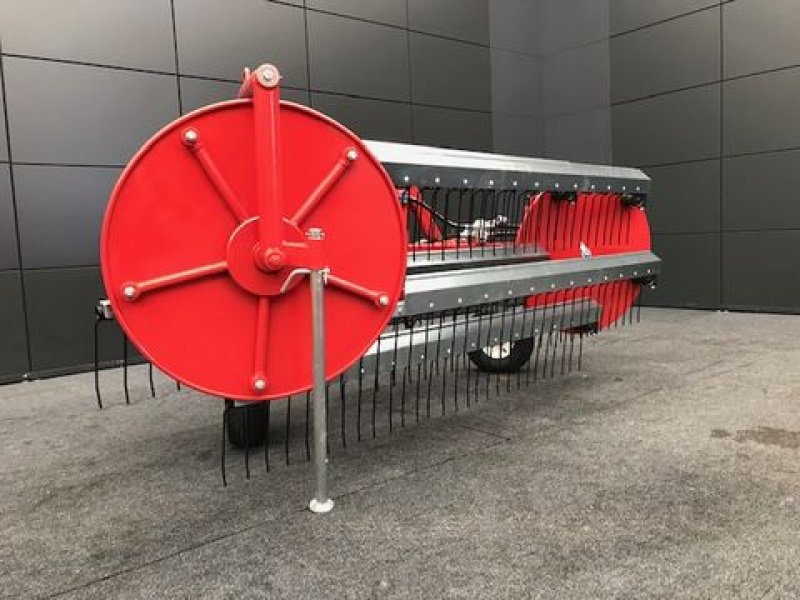Schwader of the type Repossi Kammschwader 90/5 2,90m Arbeitsbreite, Neumaschine in Tamsweg (Picture 16)