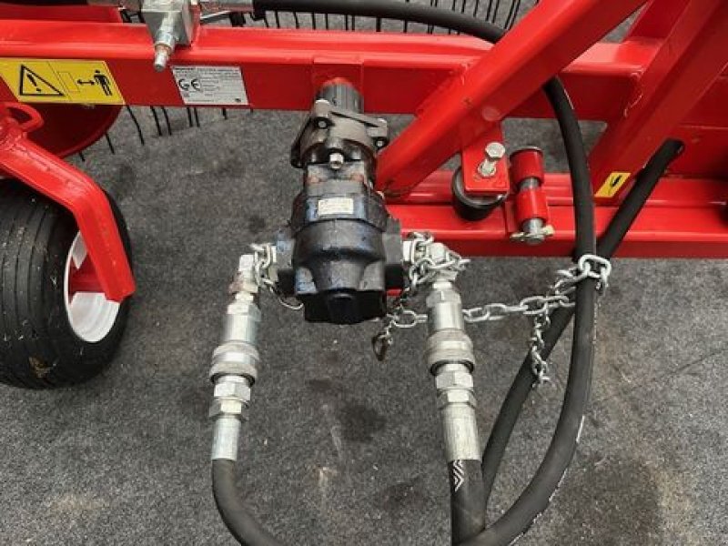 Schwader типа Repossi Kammschwader 90/5L 3,50m Arbeitsbreite Vorführer, Vorführmaschine в Tamsweg (Фотография 9)