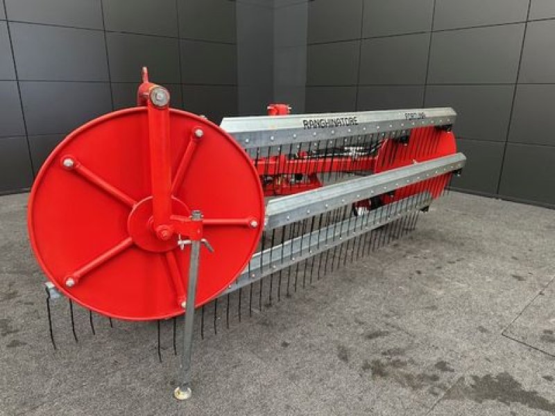 Schwader типа Repossi Kammschwader 90/5L 3,50m Arbeitsbreite Vorführer, Vorführmaschine в Tamsweg (Фотография 1)