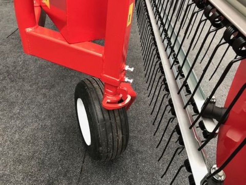 Schwader του τύπου Repossi Kammschwader 90/5XL 4m Arbeitsbreite, Neumaschine σε Tamsweg (Φωτογραφία 15)