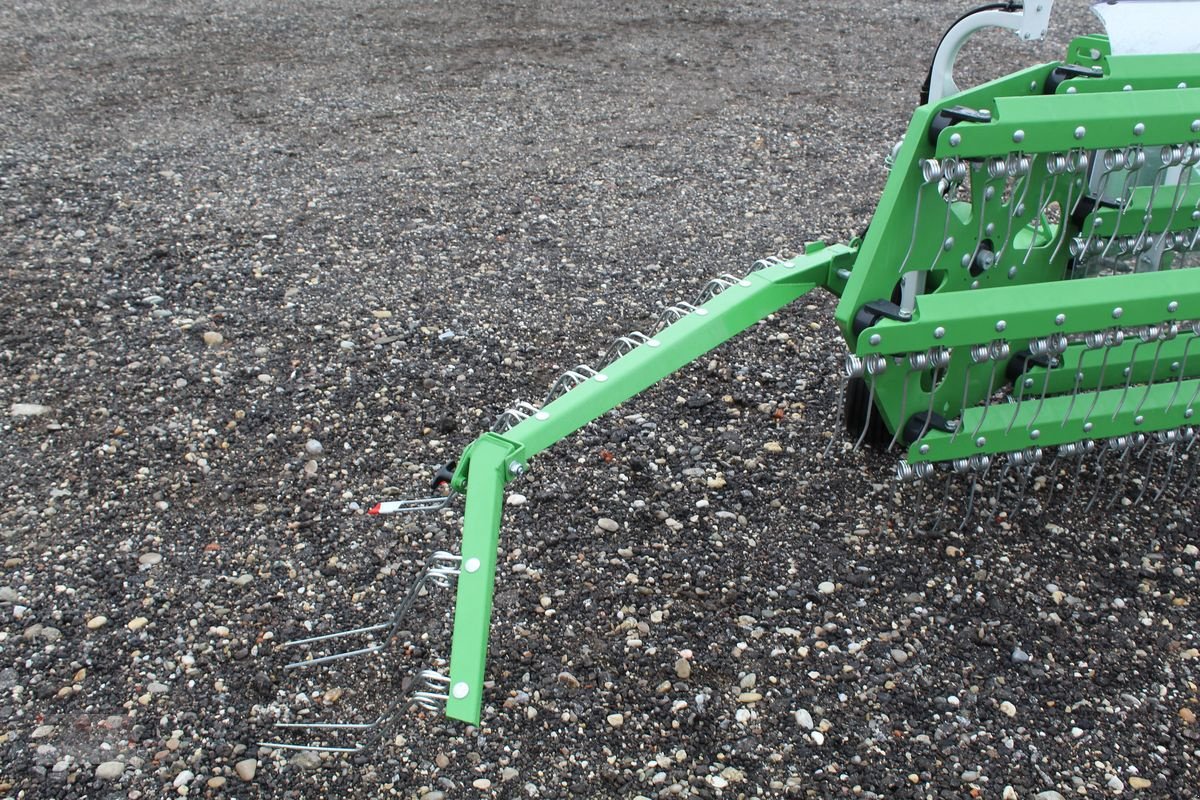 Schwader typu SaMASZ Kammschwader Twist 300, Neumaschine v Eberschwang (Obrázek 13)