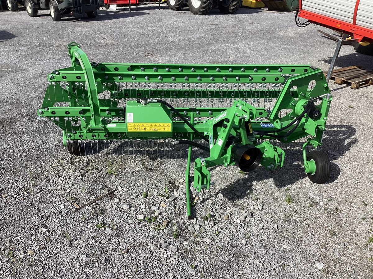 Schwader des Typs SaMASZ TWIST 300, Neumaschine in Bezau (Bild 2)