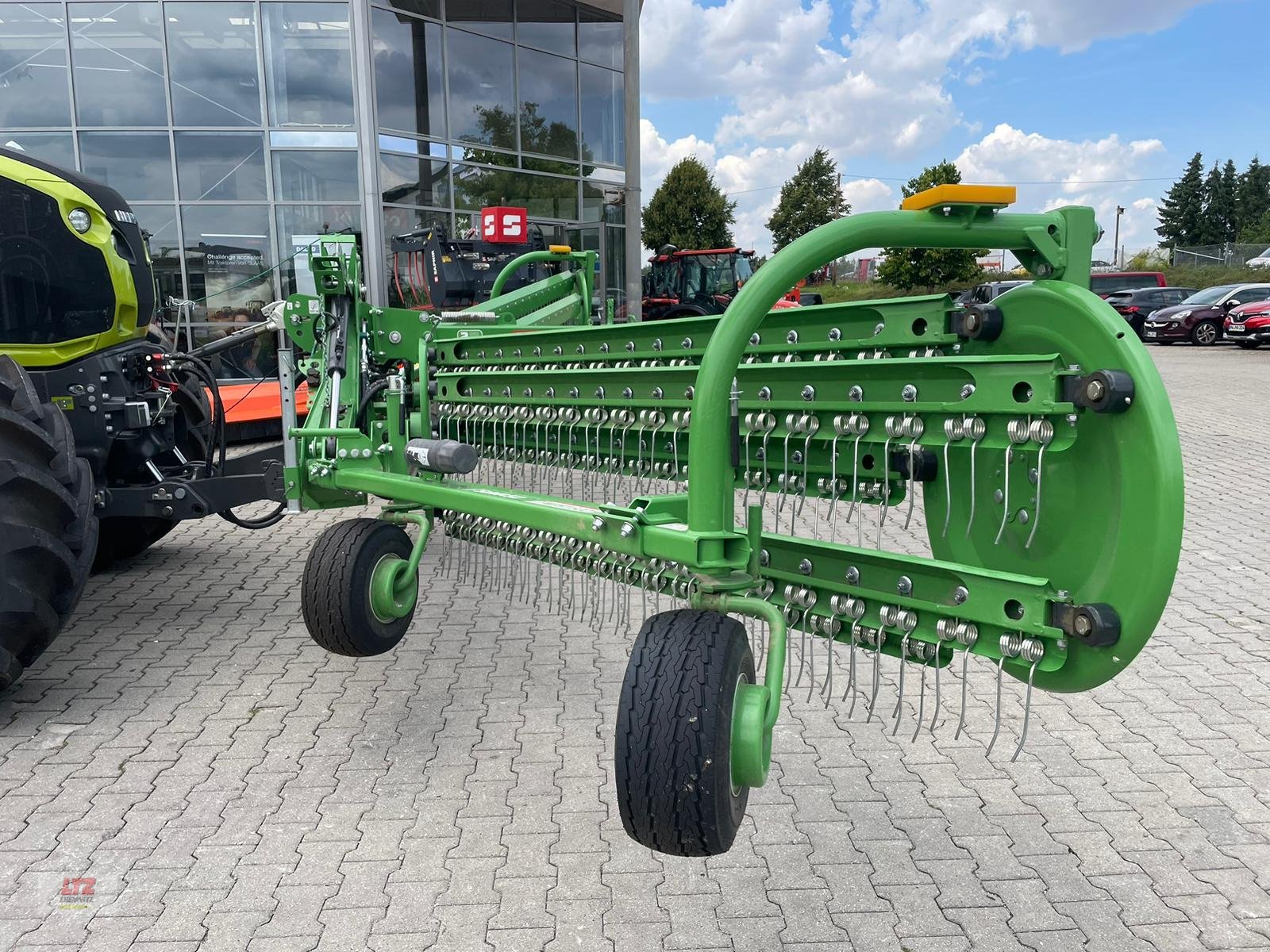 Schwader des Typs SaMASZ Twist 600 P, Gebrauchtmaschine in Hartmannsdorf (Bild 2)