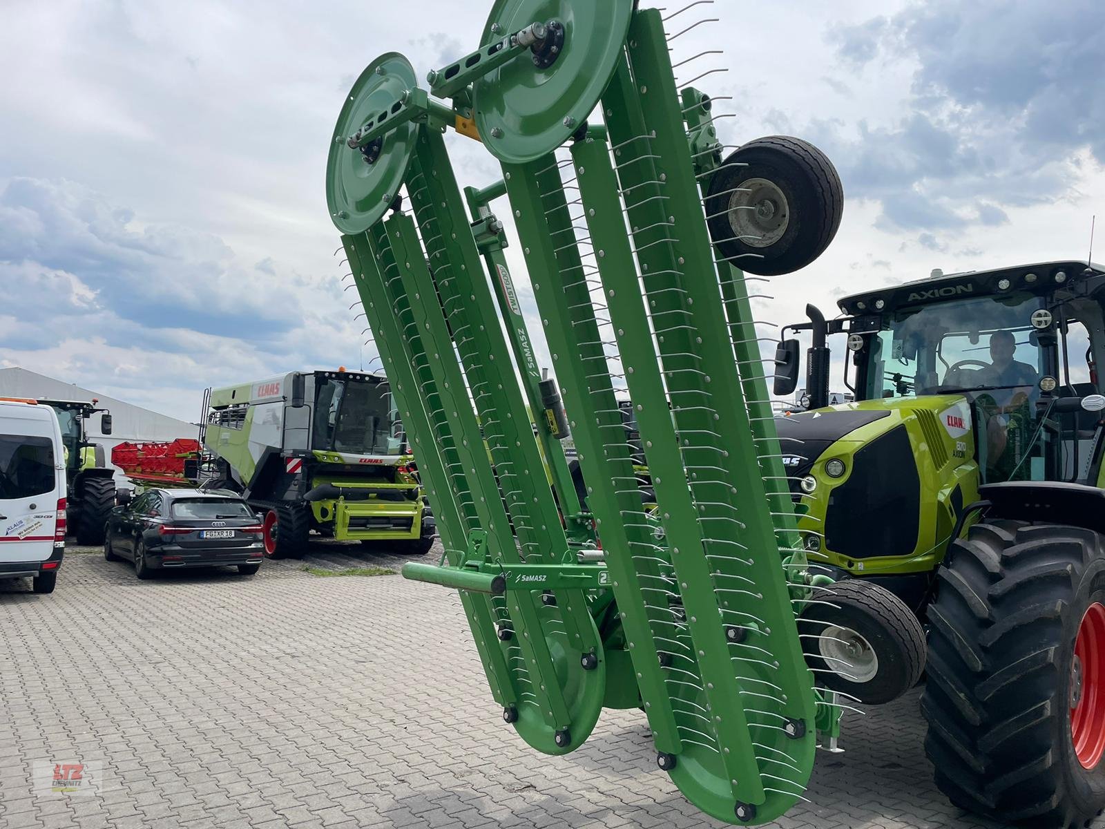 Schwader des Typs SaMASZ Twist 600 P, Gebrauchtmaschine in Hartmannsdorf (Bild 7)