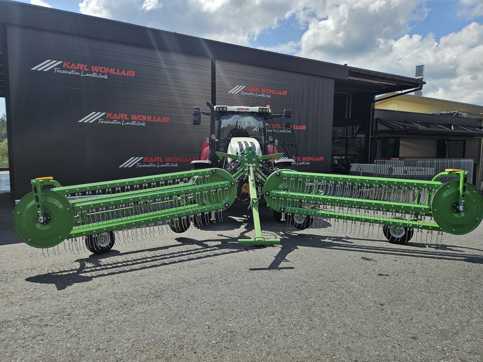 Schwader des Typs SaMASZ Twist 600, Neumaschine in Sulzberg (Bild 21)