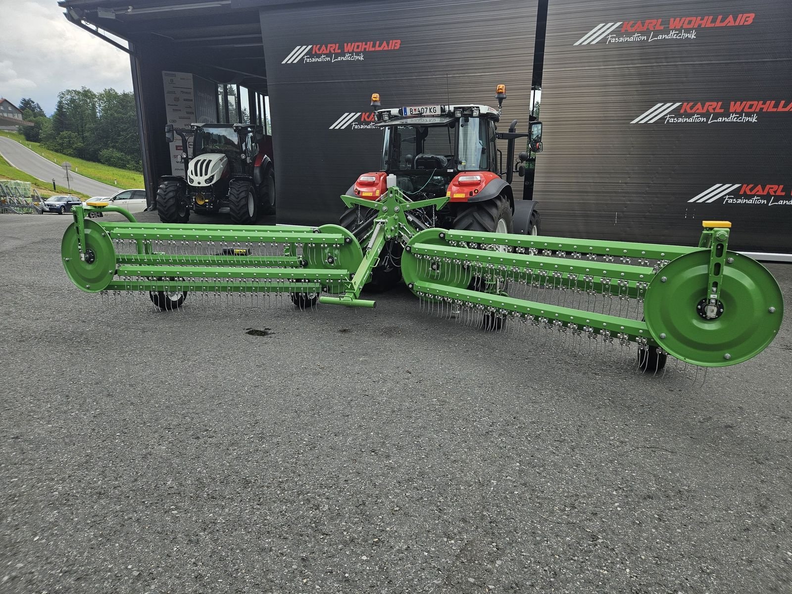 Schwader des Typs SaMASZ Twist 600, Neumaschine in Sulzberg (Bild 4)