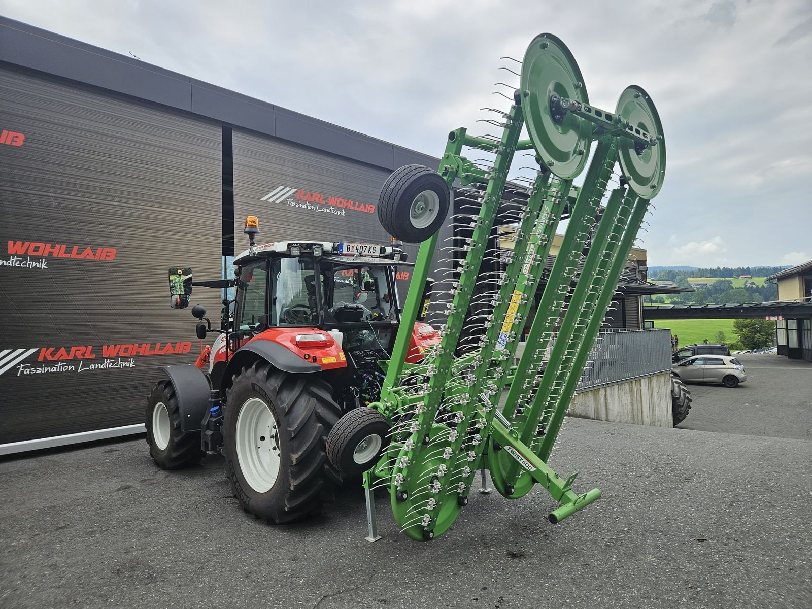 Schwader des Typs SaMASZ Twist 600, Neumaschine in Sulzberg (Bild 19)