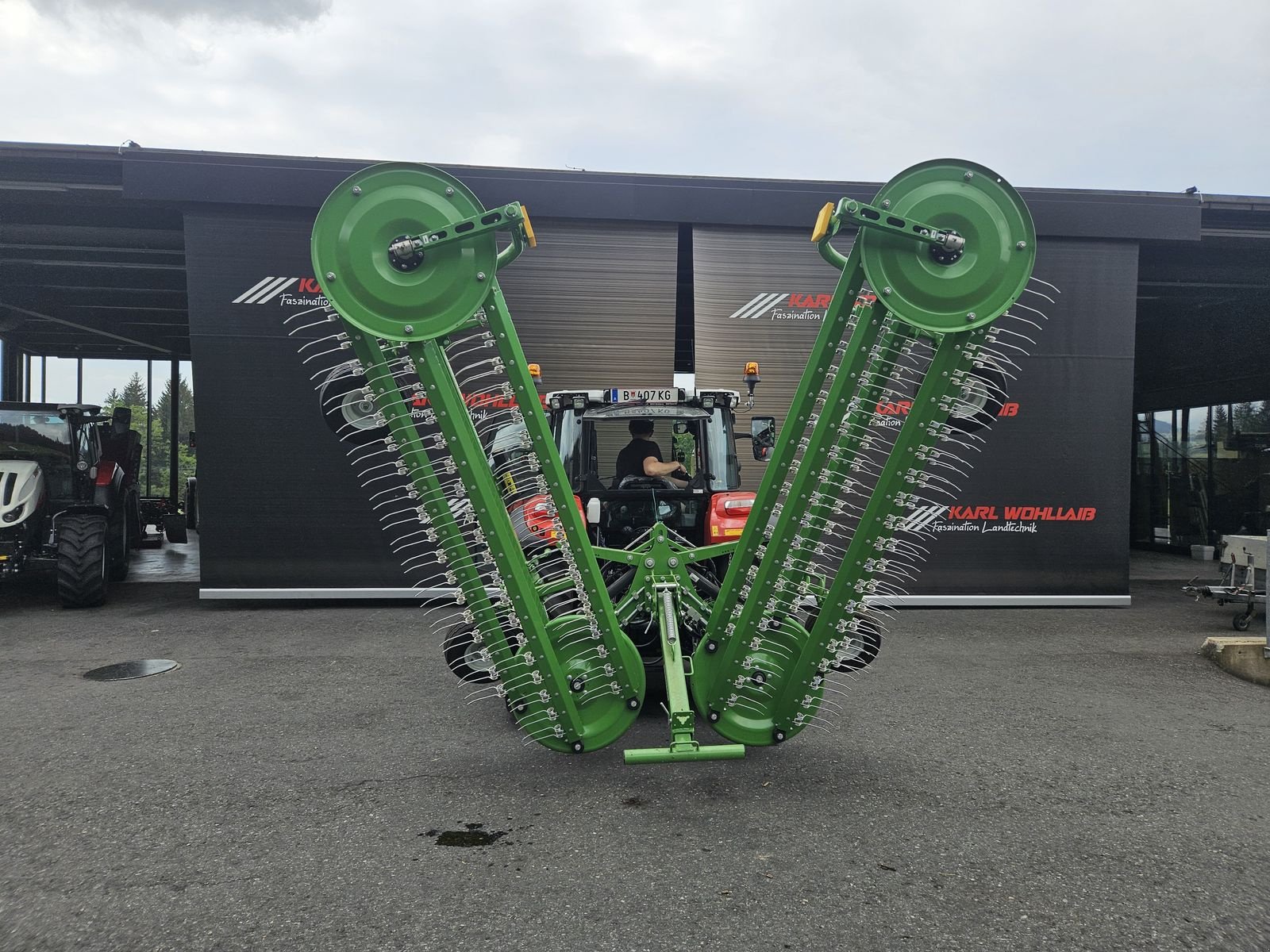 Schwader des Typs SaMASZ Twist 600, Neumaschine in Sulzberg (Bild 15)