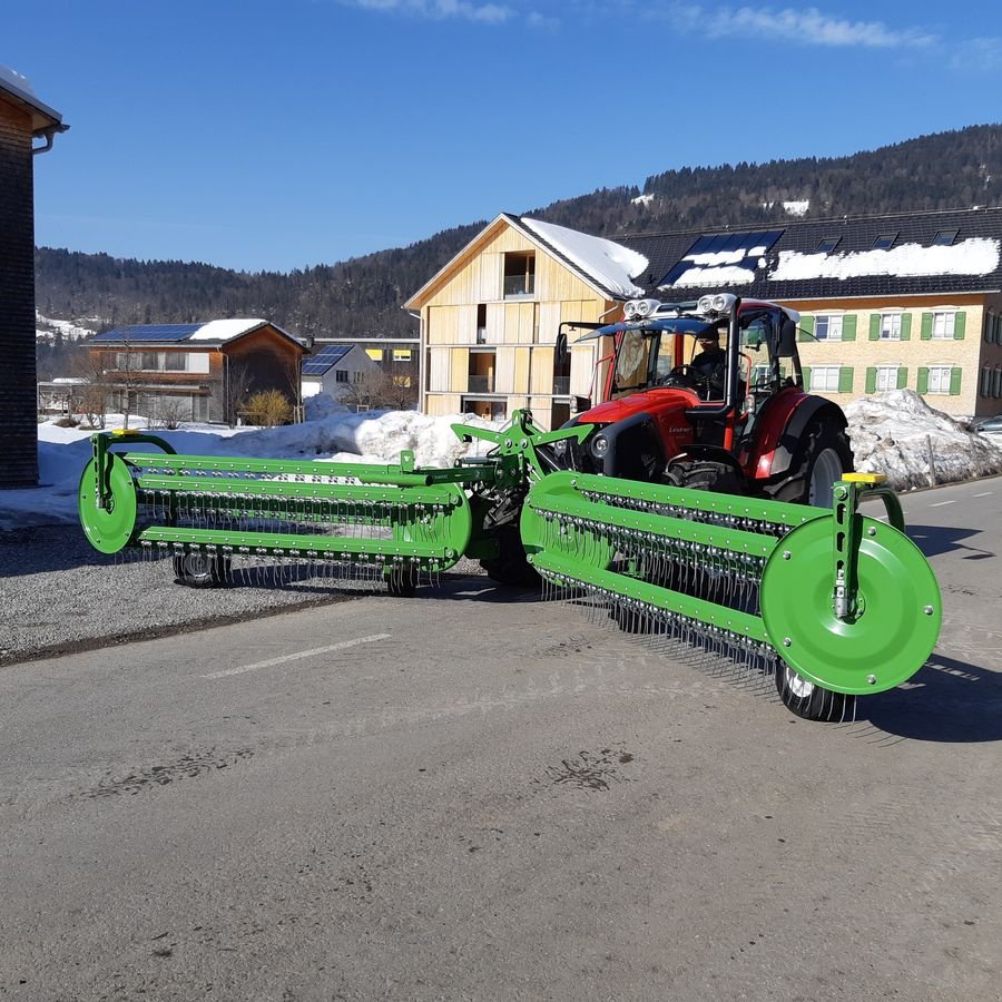 Schwader des Typs SaMASZ Twist 600, Neumaschine in Bezau (Bild 2)