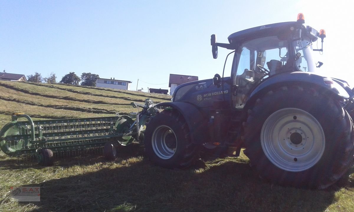 Schwader typu SaMASZ Twist 600P-Kammschwader-Doppelschwader-Schwader, Vorführmaschine v Eberschwang (Obrázek 3)