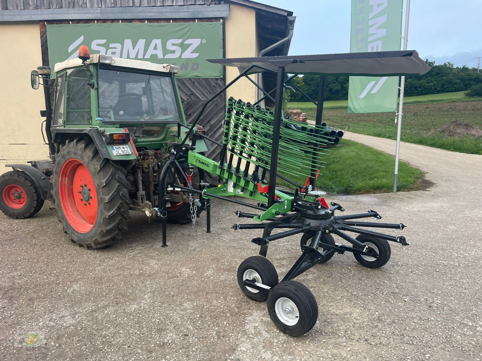 Schwader of the type SaMASZ Z 410, Neumaschine in Velburg (Picture 2)