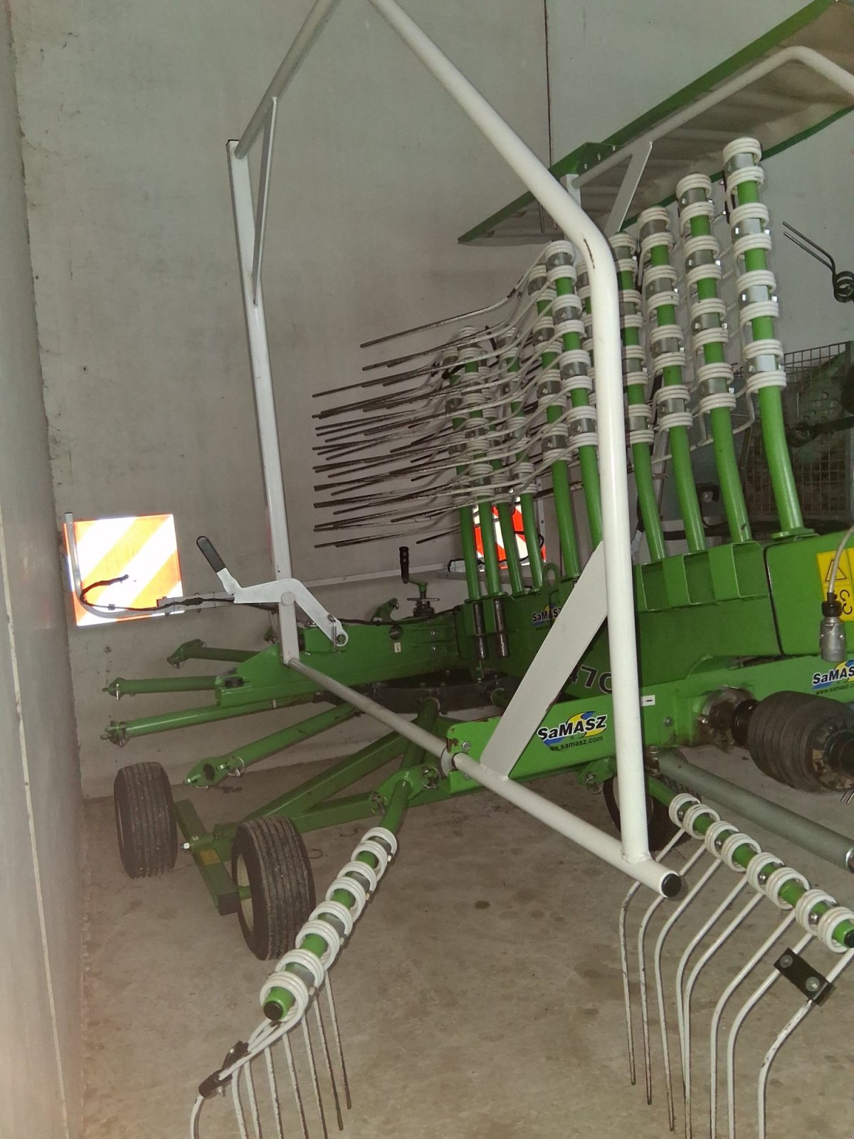 Schwader des Typs SaMASZ Z 470, Gebrauchtmaschine in Marklkofen (Bild 3)