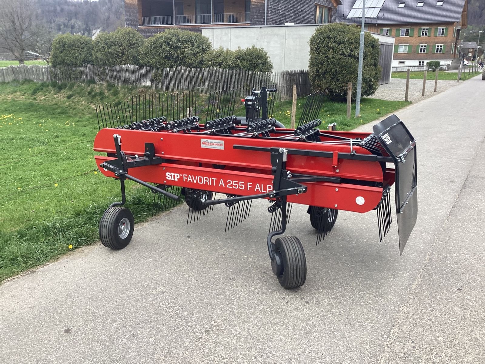 Schwader of the type SIP ++ Favorit 5 Reihig ++, Gebrauchtmaschine in Bezau (Picture 2)