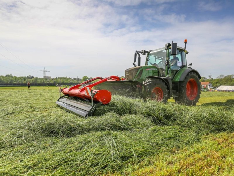 Schwader des Typs SIP AIR 350F PICK-UP rive, Gebrauchtmaschine in Tarm (Bild 1)