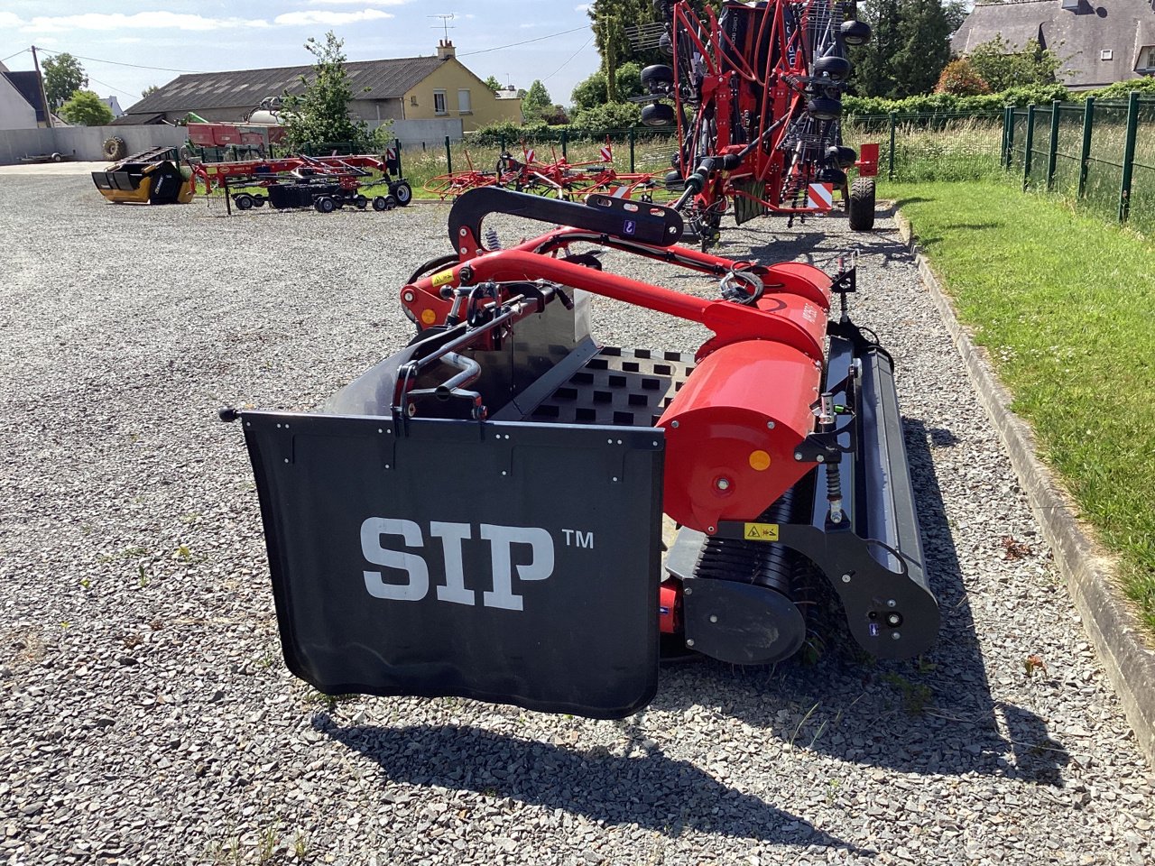 Schwader του τύπου SIP AIR 350F, Gebrauchtmaschine σε MONTAUBAN DE BRETAGNE (Φωτογραφία 4)