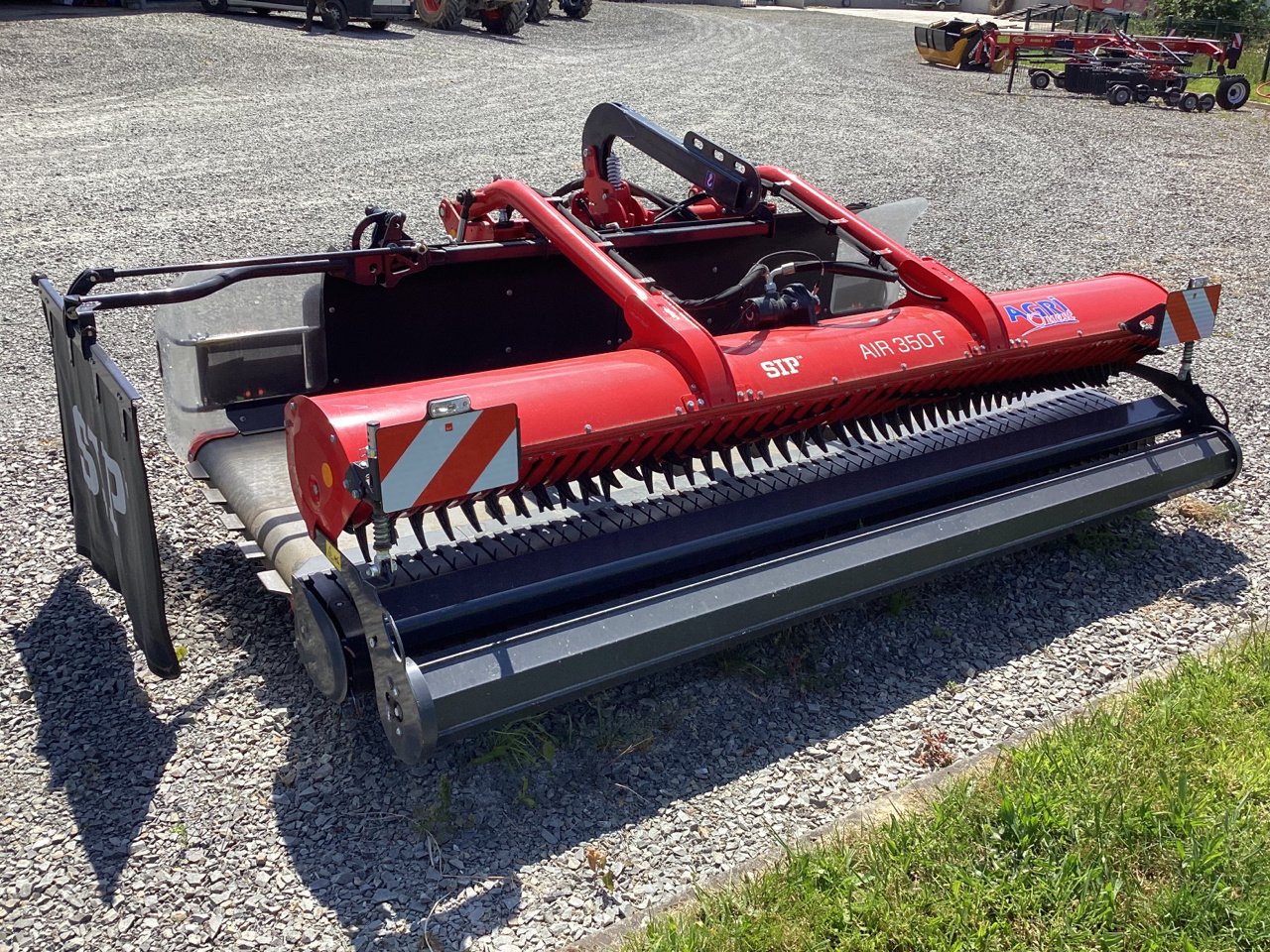 Schwader του τύπου SIP AIR 350F, Gebrauchtmaschine σε MONTAUBAN DE BRETAGNE (Φωτογραφία 2)