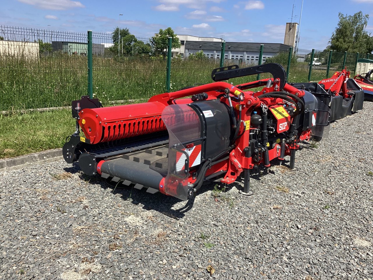 Schwader του τύπου SIP AIR 350F, Gebrauchtmaschine σε MONTAUBAN DE BRETAGNE (Φωτογραφία 8)