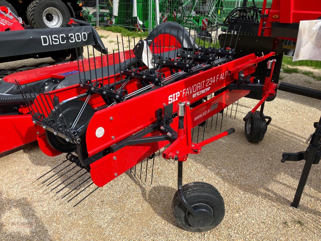 Schwader του τύπου SIP Bandrechen Favorit 234 F Alp, Neumaschine σε Luizhausen-Lonsee (Φωτογραφία 1)