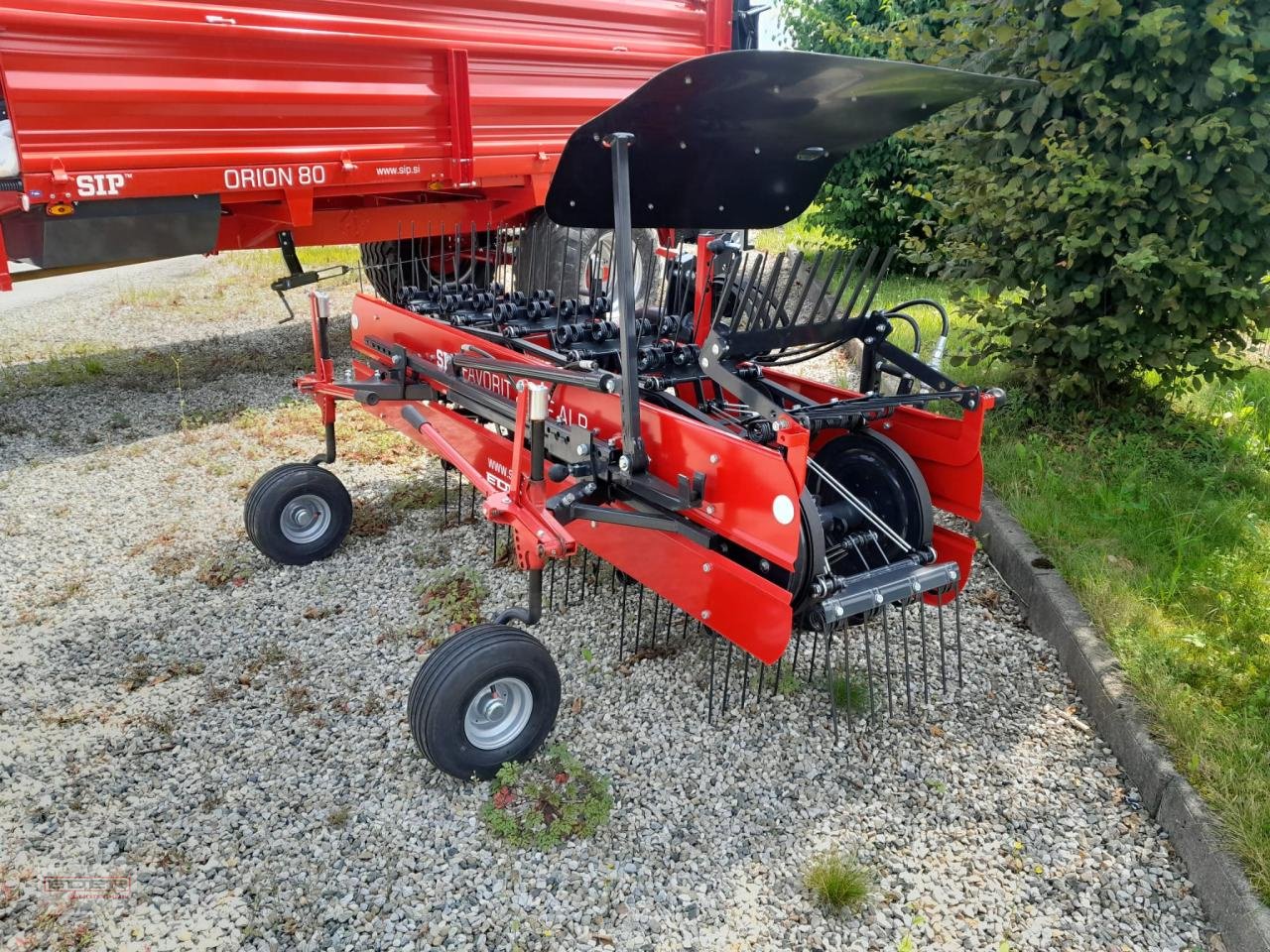 Schwader tipa SIP Bandrechen Favorit 254 F ALP, Neumaschine u Traunreut/Matzing (Slika 1)