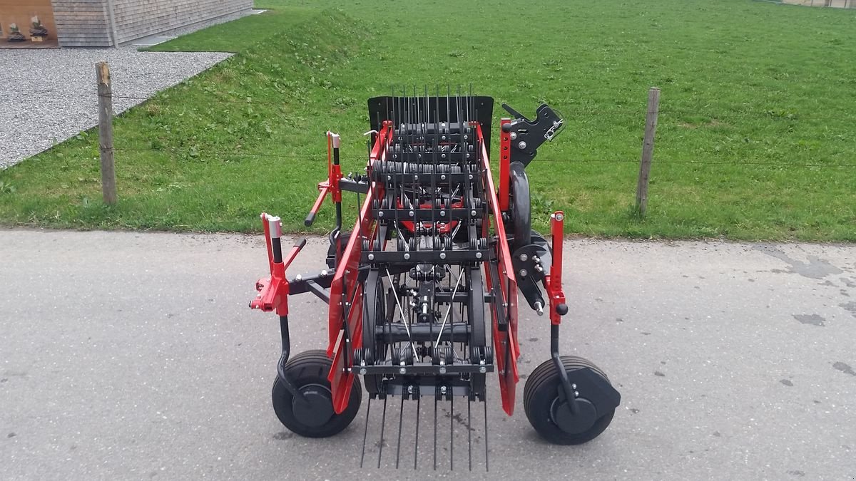 Schwader typu SIP Favorit 254/4, Neumaschine v Bezau (Obrázek 4)