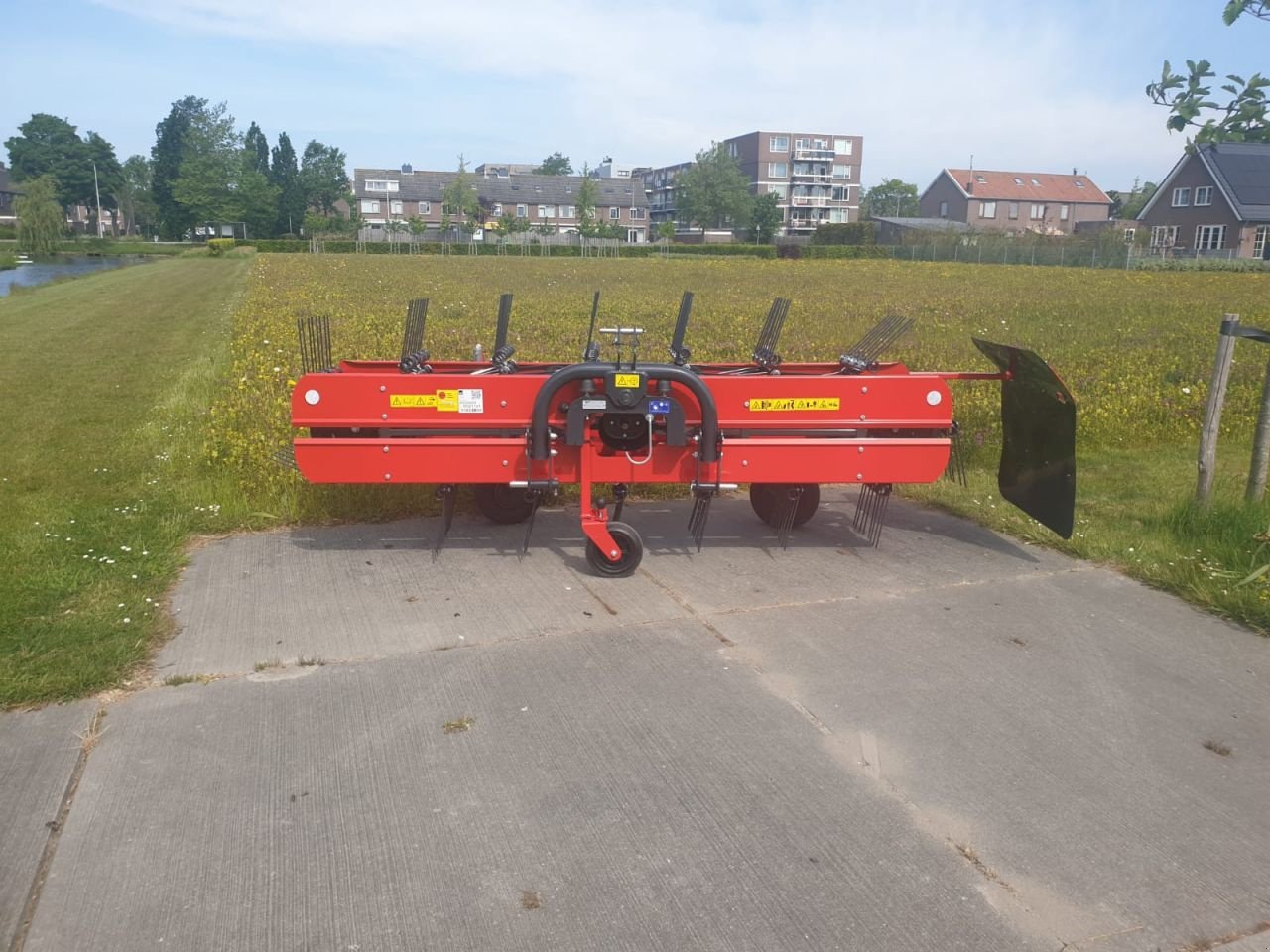 Schwader del tipo SIP Favorit 254, Neumaschine In Noordwijkerhout (Immagine 4)