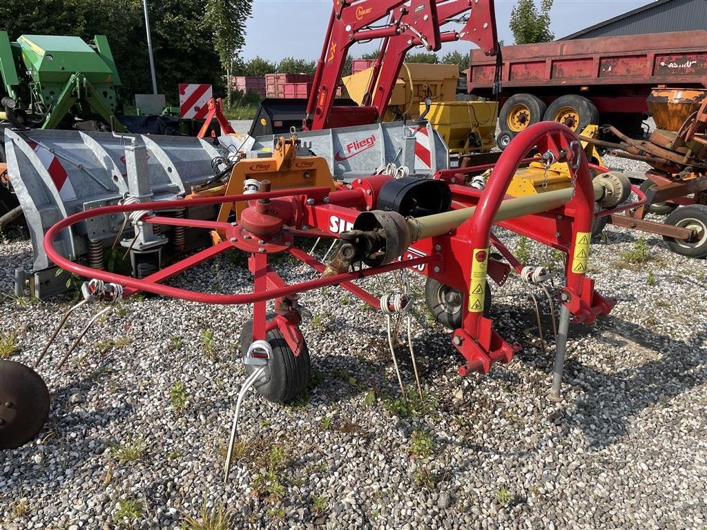 Schwader tipa SIP Spider 230, Gebrauchtmaschine u Hadsten (Slika 1)