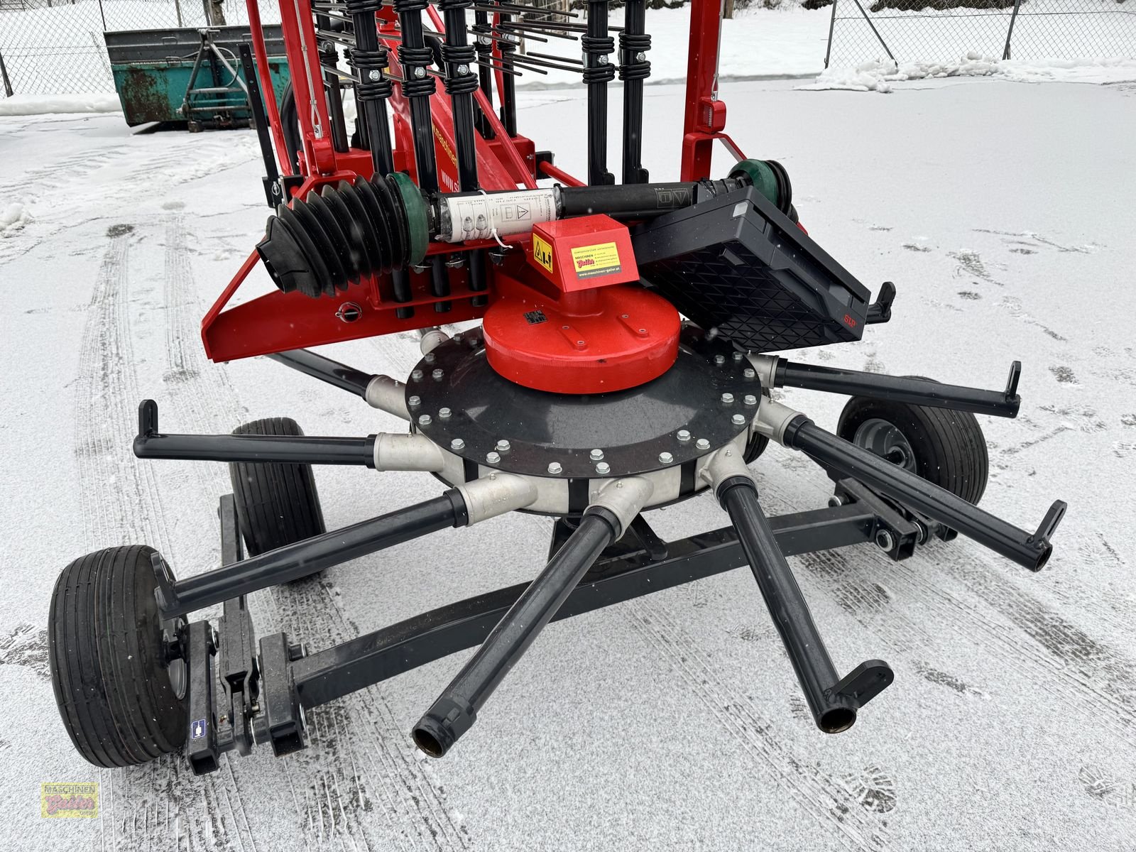 Schwader Türe ait SIP Star 400/11 Einkreiselschwader mit Tastrad, Neumaschine içinde Kötschach (resim 26)