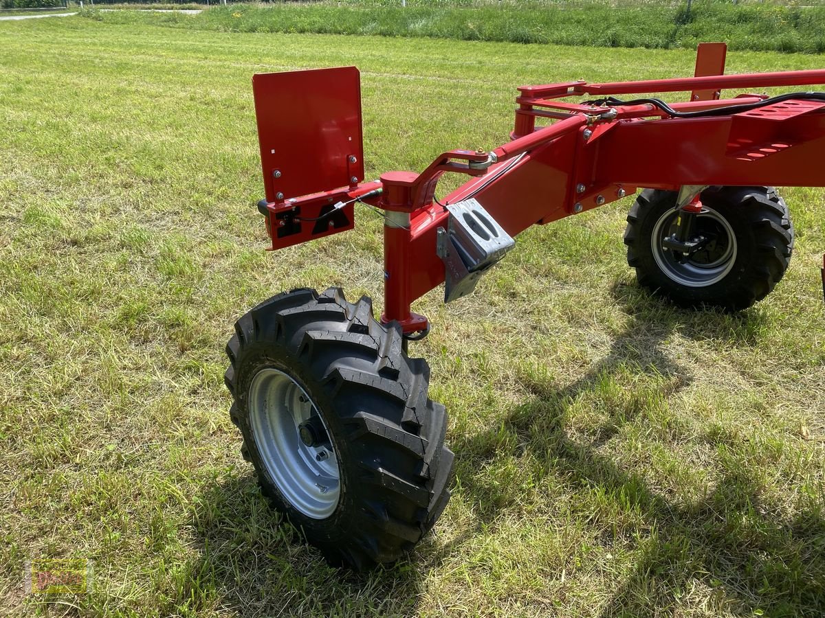 Schwader of the type SIP Star 650/20 T Mittelschwader, Neumaschine in Kötschach (Picture 24)