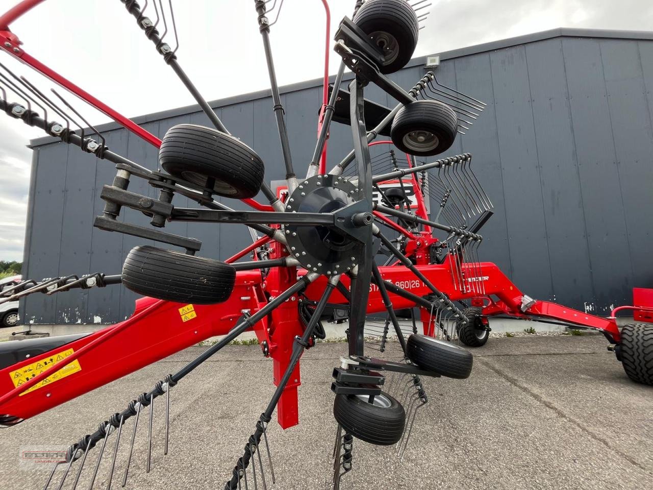 Schwader des Typs SIP Star R 860/26 TS H, Vorführmaschine in Tuntenhausen (Bild 7)