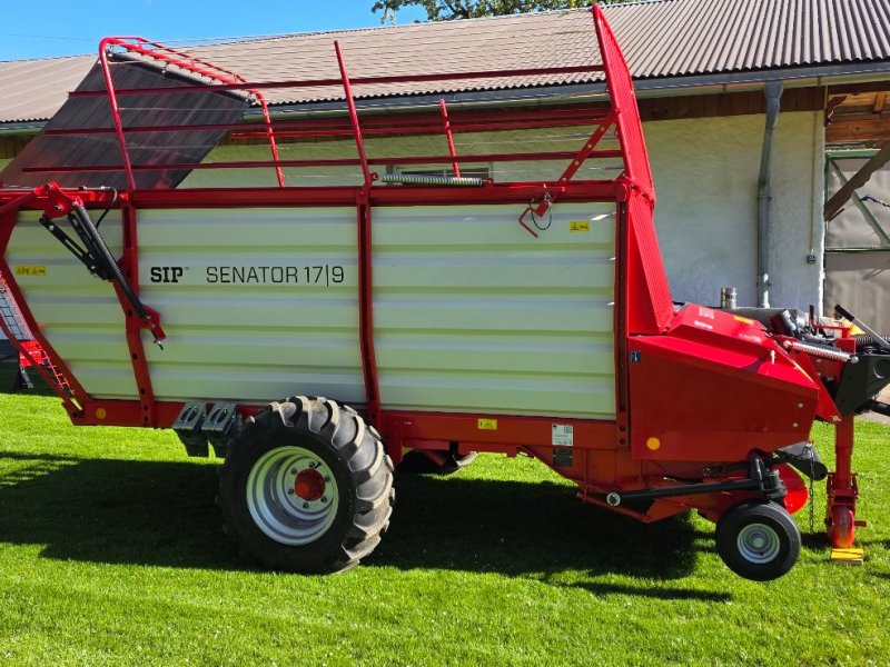 Schwader des Typs SIP Star, Neumaschine in Oberperfuss (Bild 1)