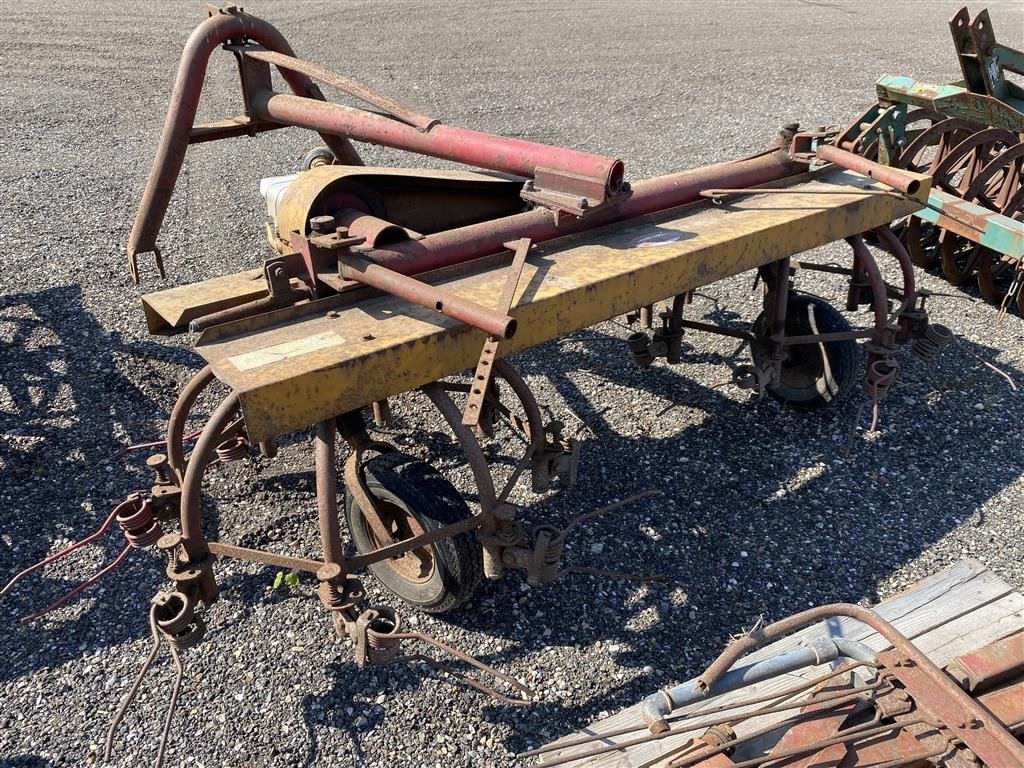 Schwader типа Sonstige 2 ROTORS, Gebrauchtmaschine в Holstebro (Фотография 1)