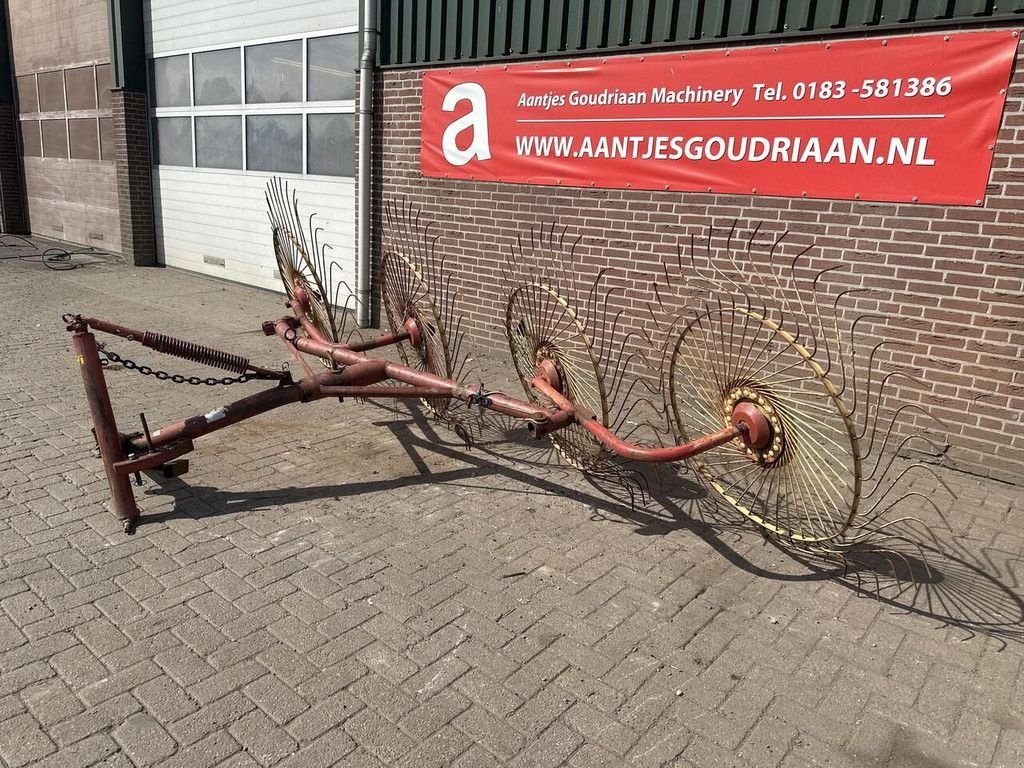 Schwader del tipo Sonstige 4 bords gedragen acrobaat - Gebruikt, Gebrauchtmaschine In Goudriaan (Immagine 2)