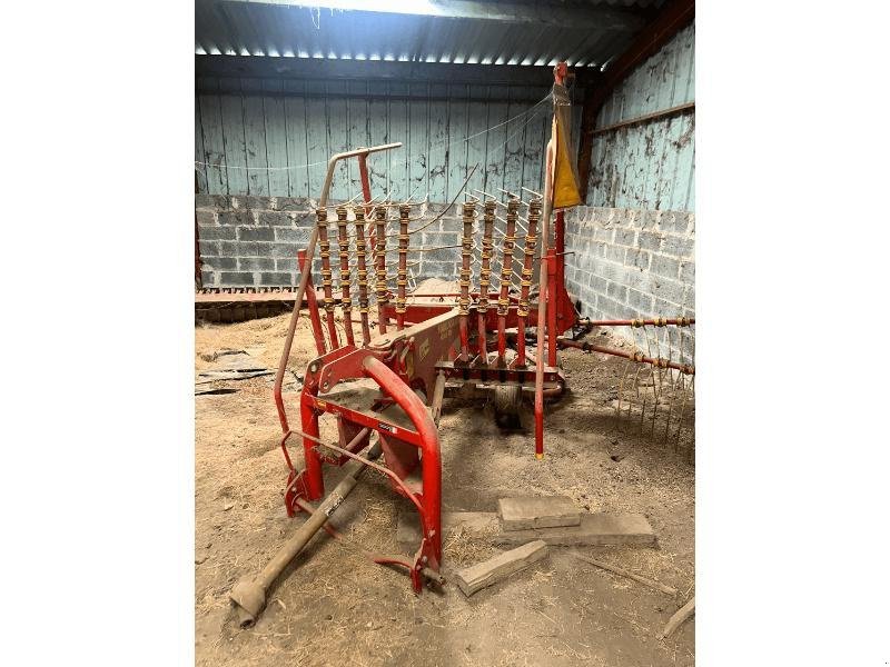 Schwader Türe ait Sonstige 484, Gebrauchtmaschine içinde Richebourg (resim 1)