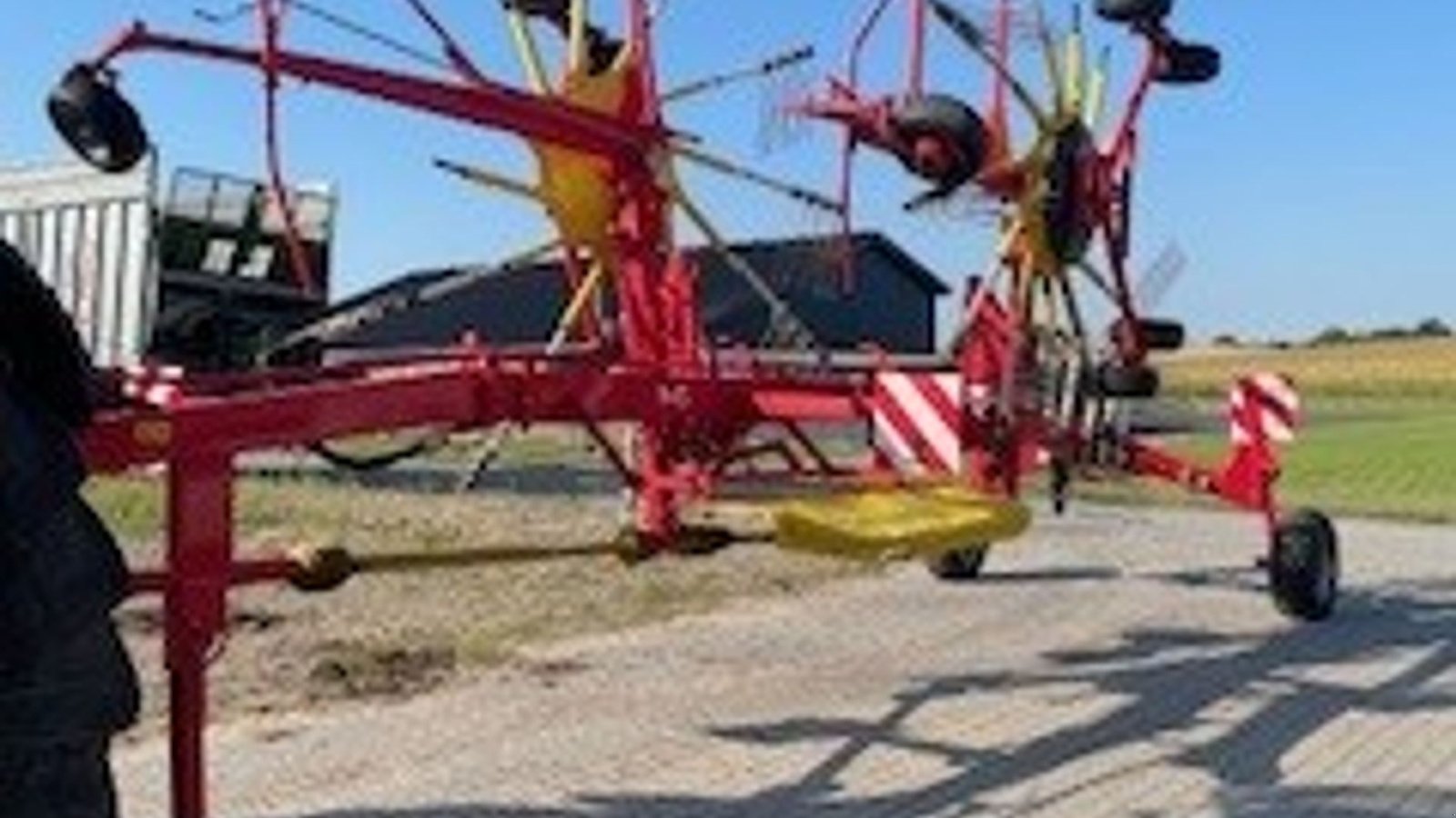 Schwader типа Sonstige 851a Rive, Gebrauchtmaschine в Kongerslev (Фотография 1)