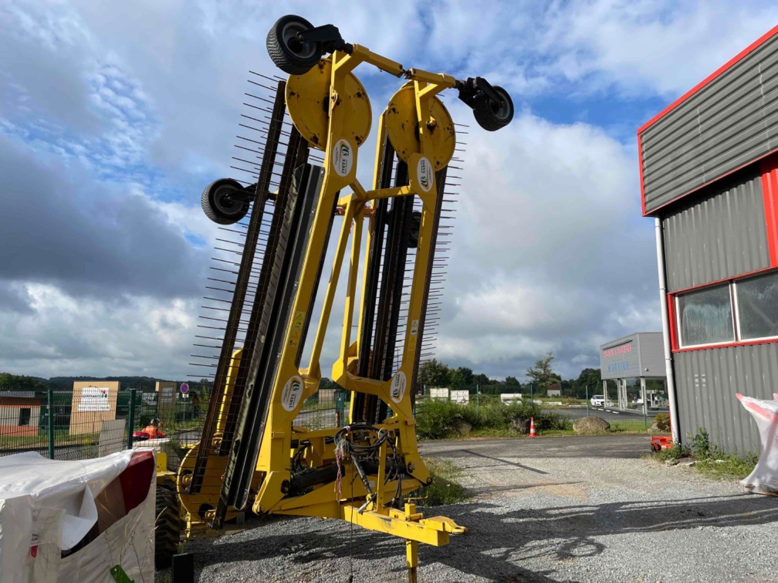 Schwader za tip Sonstige Andaineur TRANS-AND940 Nadal, Gebrauchtmaschine u LA SOUTERRAINE (Slika 5)