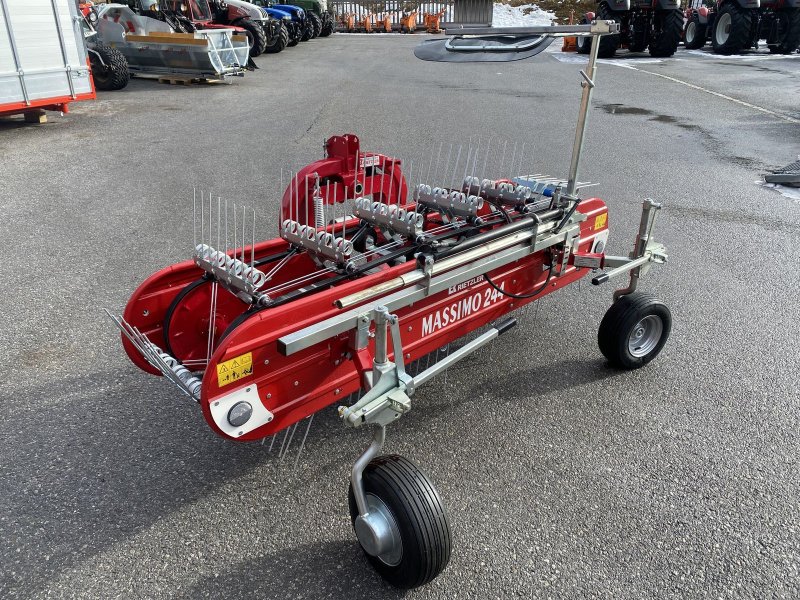 Schwader типа Sonstige Bandrechen 244, Neumaschine в Ried im Oberinntal (Фотография 1)