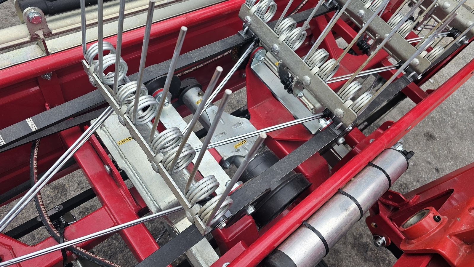 Schwader des Typs Sonstige Bandrechen 264, Neumaschine in Ried im Oberinntal (Bild 6)