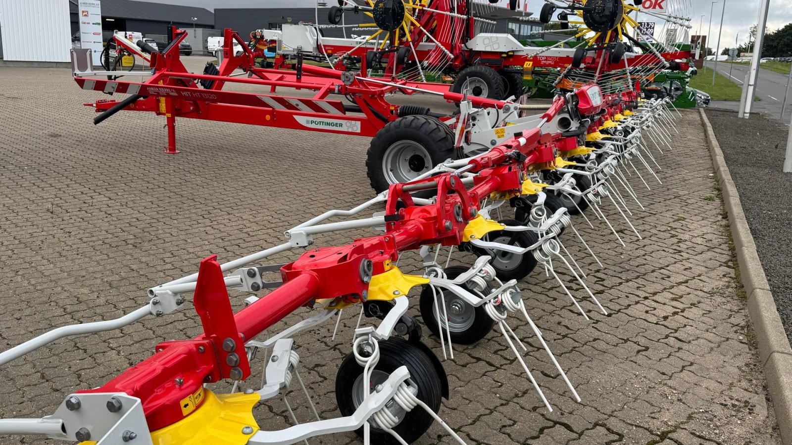 Schwader of the type Sonstige HIT HT 13120, Gebrauchtmaschine in Holstebro (Picture 6)