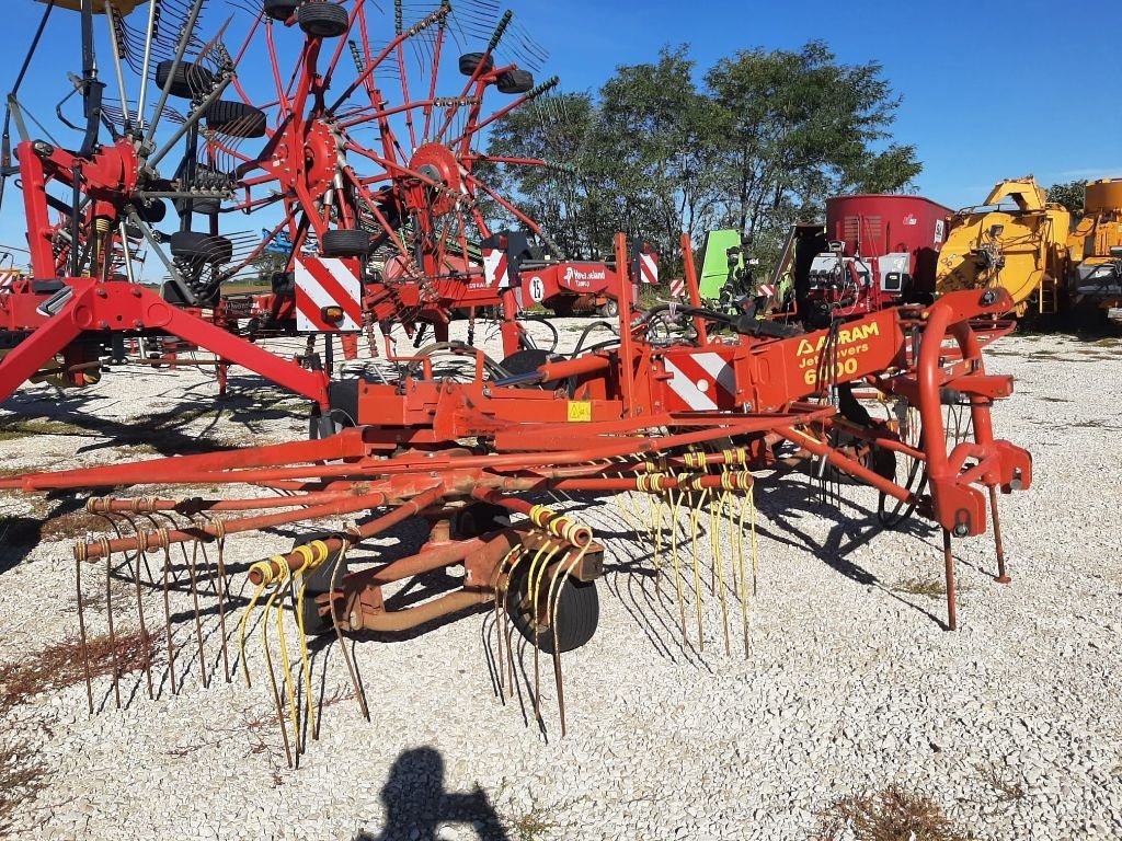 Schwader типа Sonstige Jet Revers 6000, Gebrauchtmaschine в SAINT LOUP (Фотография 4)