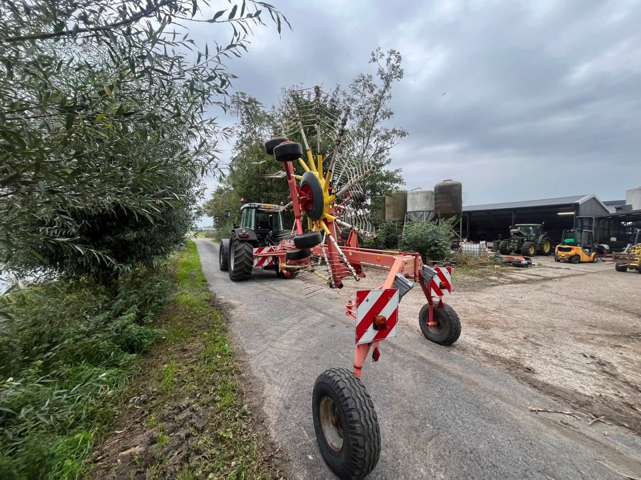 Schwader typu Sonstige P&ouml;ttinger Eurotop 651A, Gebrauchtmaschine v Zoeterwoude (Obrázok 6)