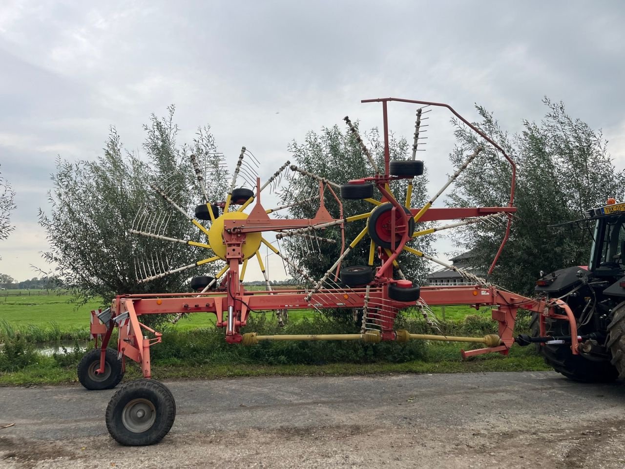 Schwader typu Sonstige P&ouml;ttinger Eurotop 651A, Gebrauchtmaschine v Zoeterwoude (Obrázok 2)