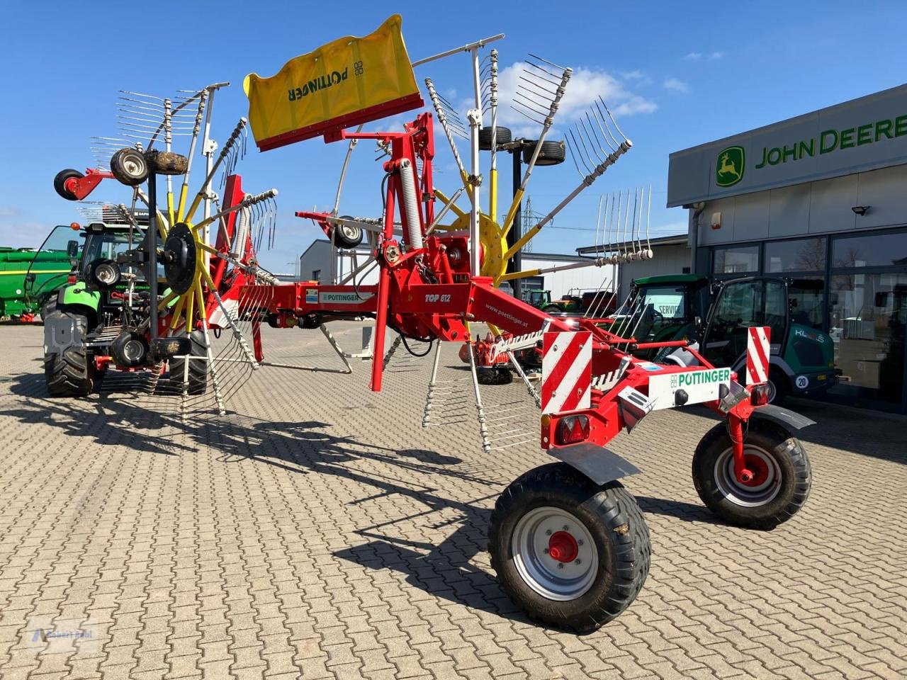 Schwader typu Sonstige Pöttinger TOP 812, Gebrauchtmaschine v Wittlich (Obrázek 5)