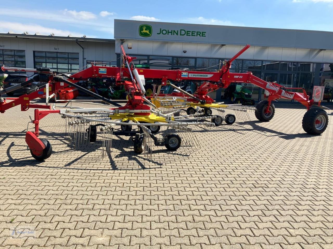 Schwader typu Sonstige Pöttinger TOP 812, Gebrauchtmaschine v Wittlich (Obrázek 9)