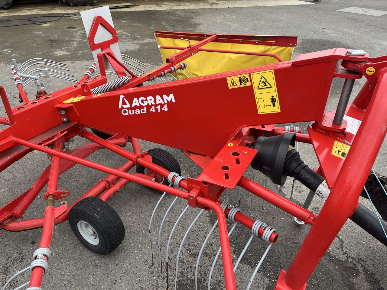 Schwader του τύπου Sonstige Quad 414, Gebrauchtmaschine σε VERT TOULON (Φωτογραφία 7)