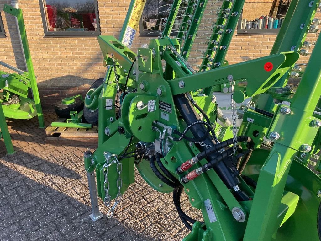 Schwader of the type Sonstige Samasz Twist 600, Neumaschine in Vriezenveen (Picture 8)