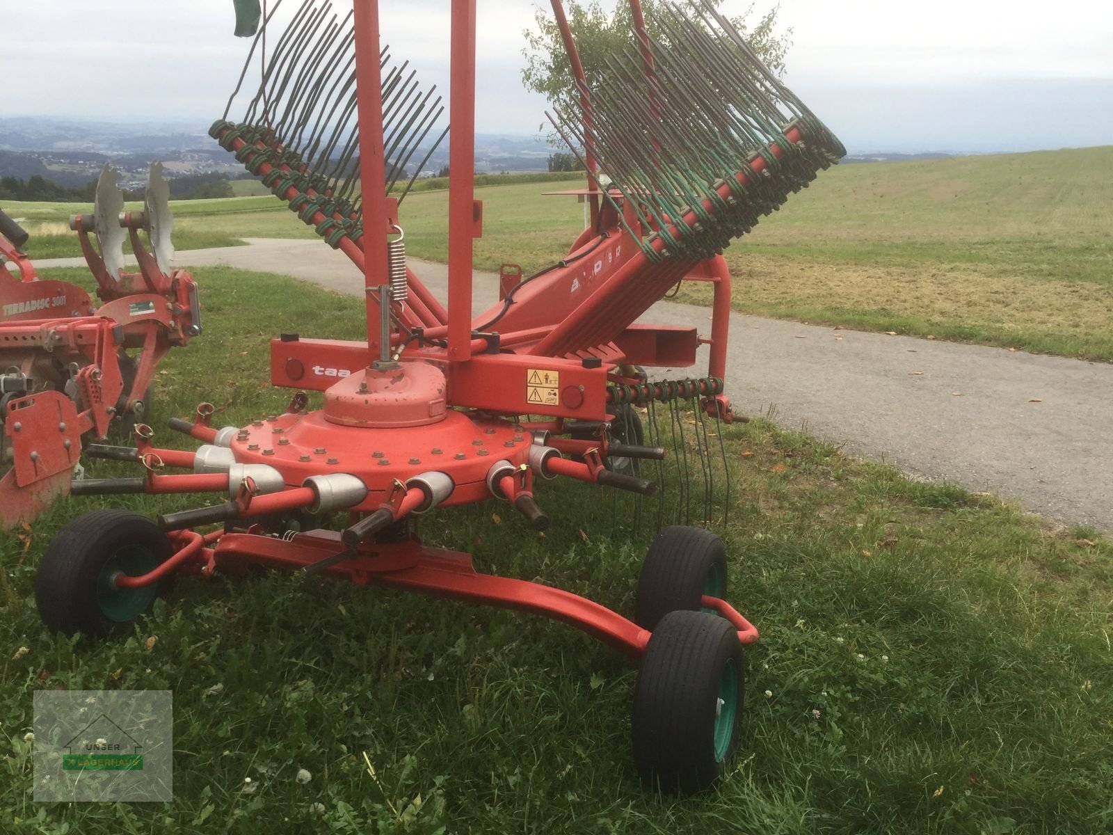 Schwader tip Sonstige Sonstiges, Gebrauchtmaschine in Engerwitzdorf (Poză 10)