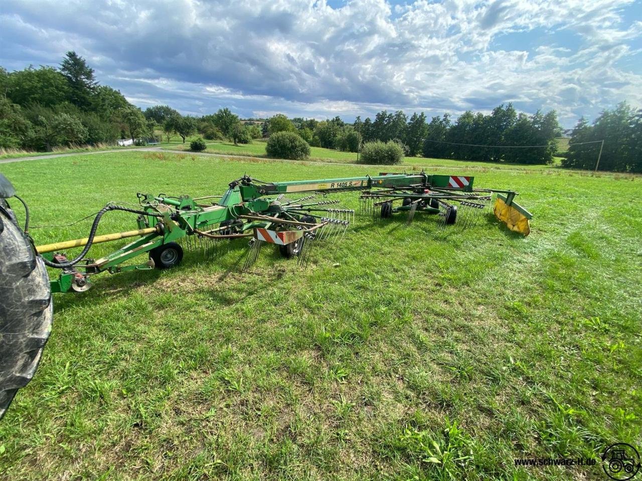 Schwader des Typs Stoll R 1405 S, Gebrauchtmaschine in Aspach (Bild 1)