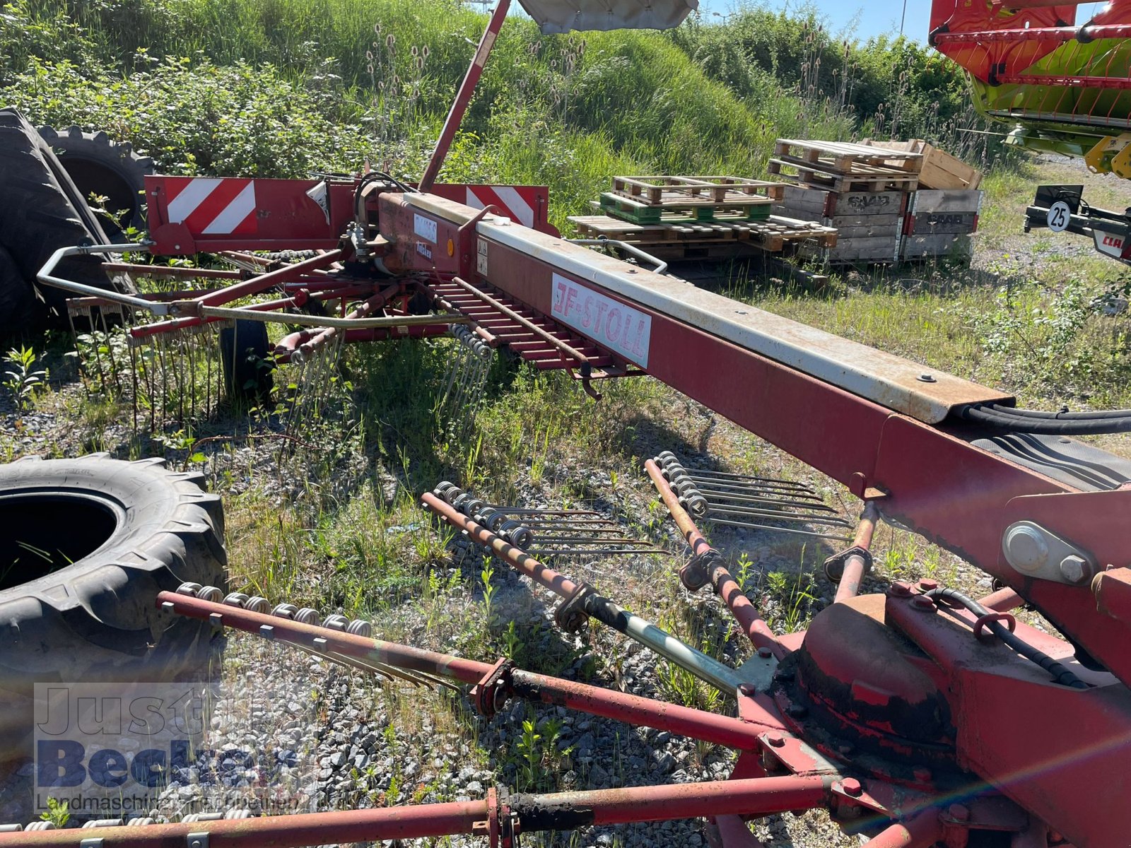 Schwader типа Stoll R 1405 S, Gebrauchtmaschine в Weimar-Niederwalgern (Фотография 4)