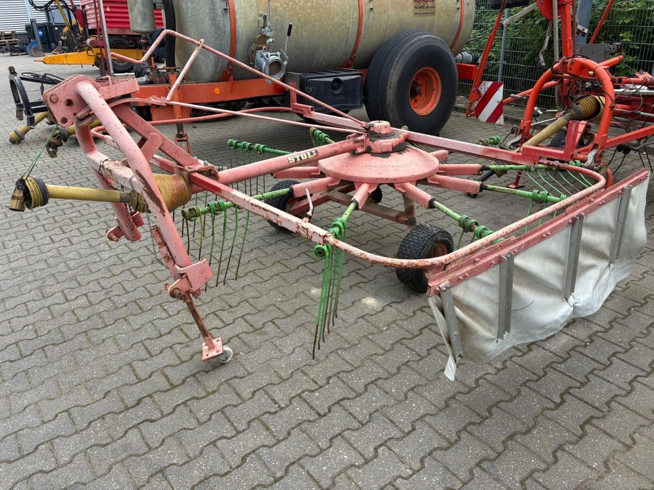 Schwader typu Stoll R331 zwadhark, Gebrauchtmaschine v Roermond (Obrázek 3)